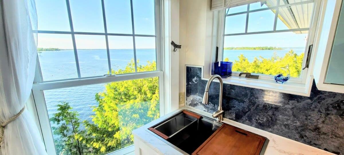 Loza House Coastal Design Unit With Lake & Mountain Views Plattsburgh Εξωτερικό φωτογραφία