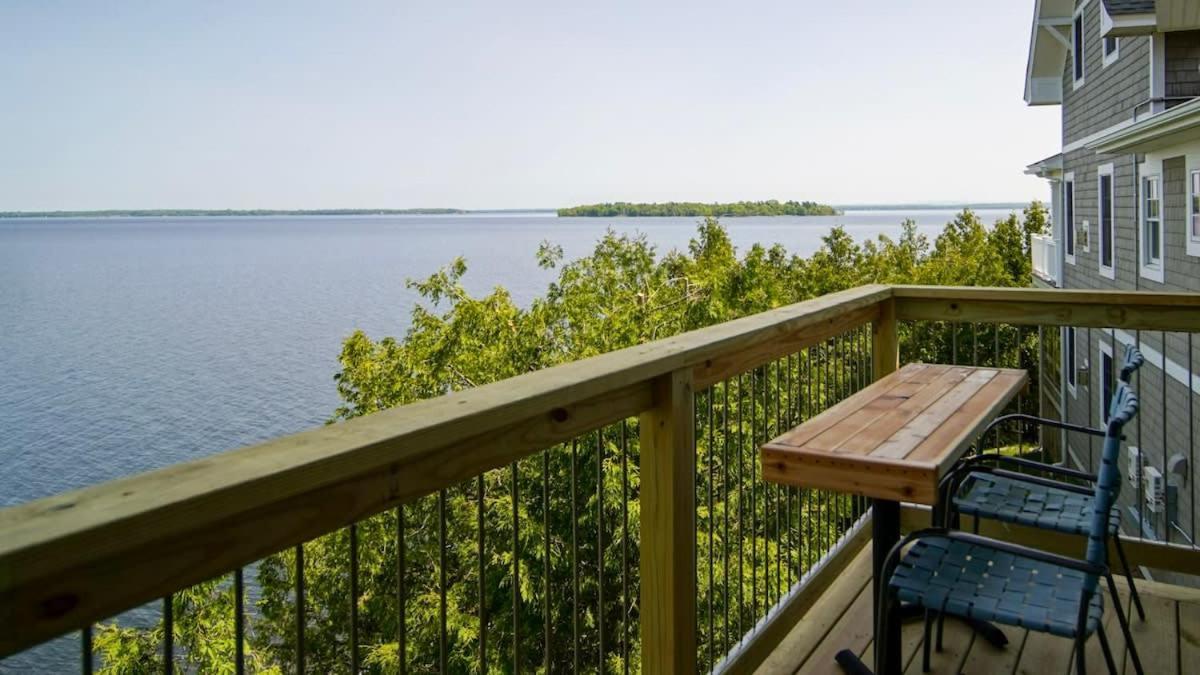 Loza House Coastal Design Unit With Lake & Mountain Views Plattsburgh Εξωτερικό φωτογραφία